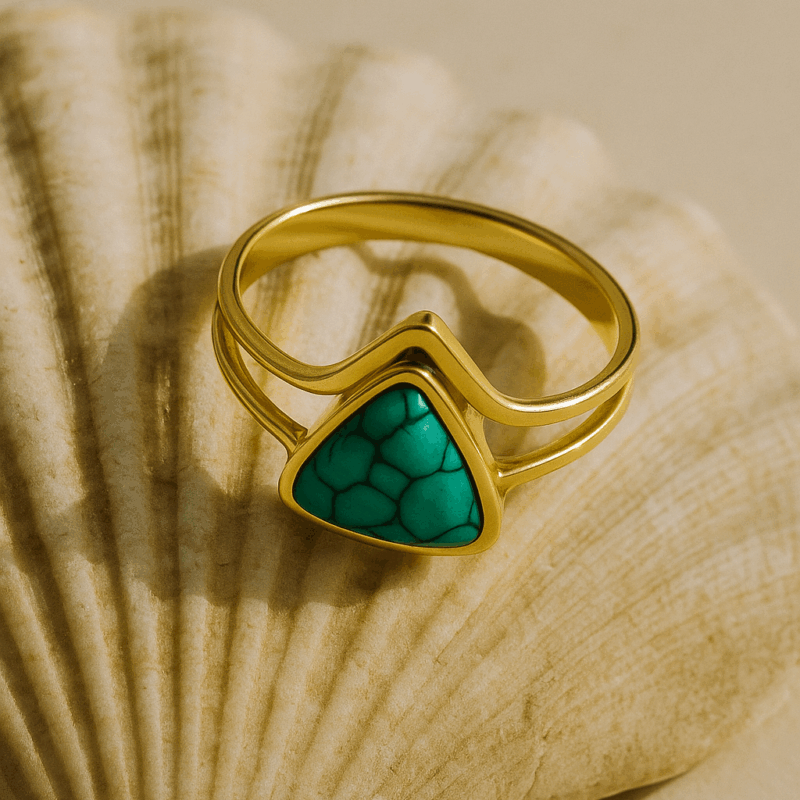 Pozłacany Pierścionek Piramida